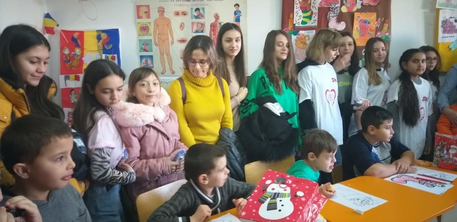 O jucarie poate sterge o lacrima!